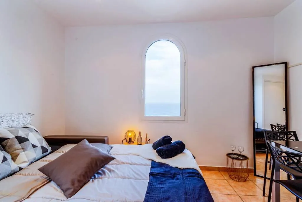 Apartment Brand New Studio, Sea View, Aircon, Wifi Roquebrune-Cap-Martin France
