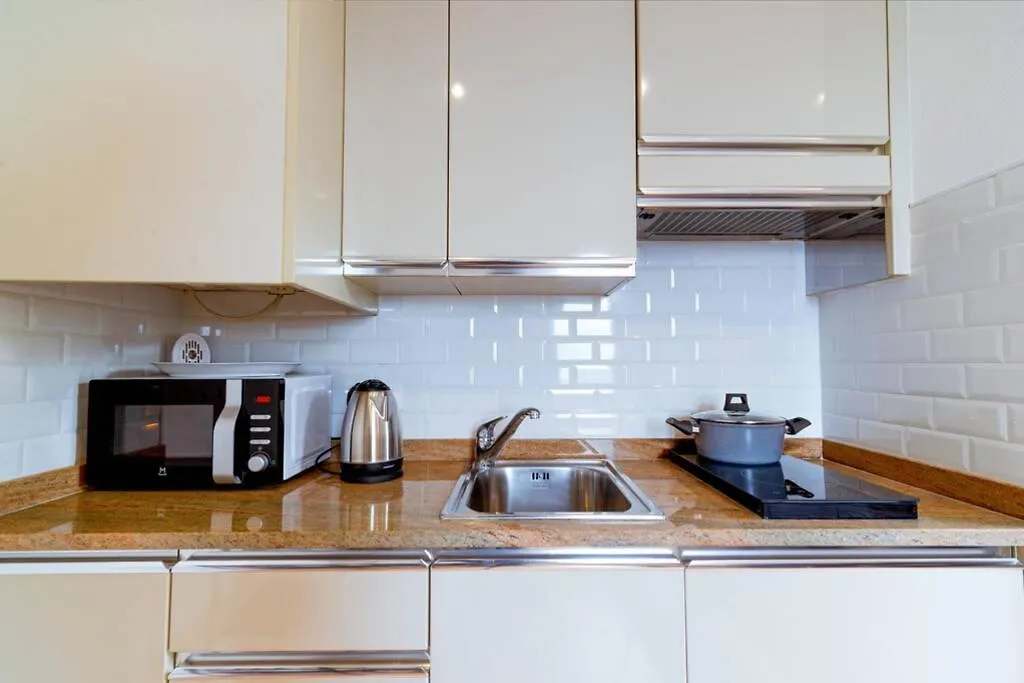 Brand New Studio, Sea View, Aircon, Wifi Roquebrune-Cap-Martin